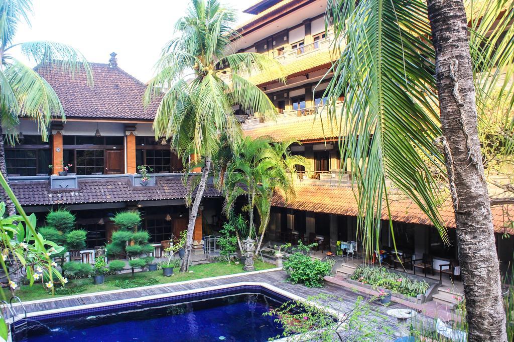 Hotel Puri Tanah Lot Kuta Lombok Eksteriør billede
