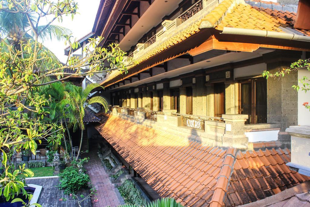 Hotel Puri Tanah Lot Kuta Lombok Eksteriør billede