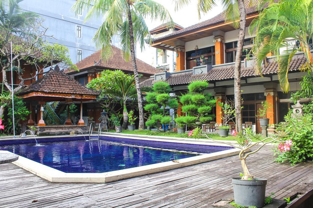 Hotel Puri Tanah Lot Kuta Lombok Eksteriør billede