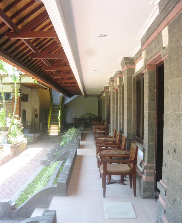 Hotel Puri Tanah Lot Kuta Lombok Eksteriør billede
