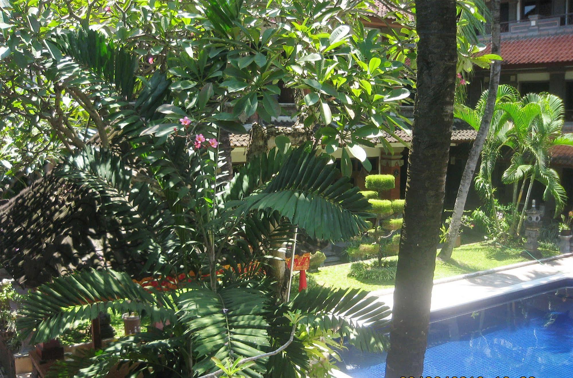 Hotel Puri Tanah Lot Kuta Lombok Eksteriør billede