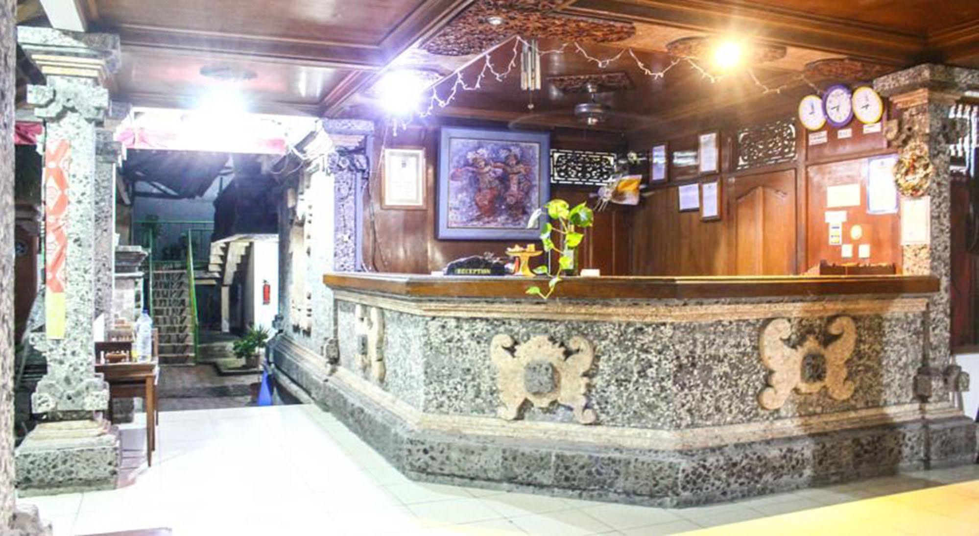 Hotel Puri Tanah Lot Kuta Lombok Eksteriør billede