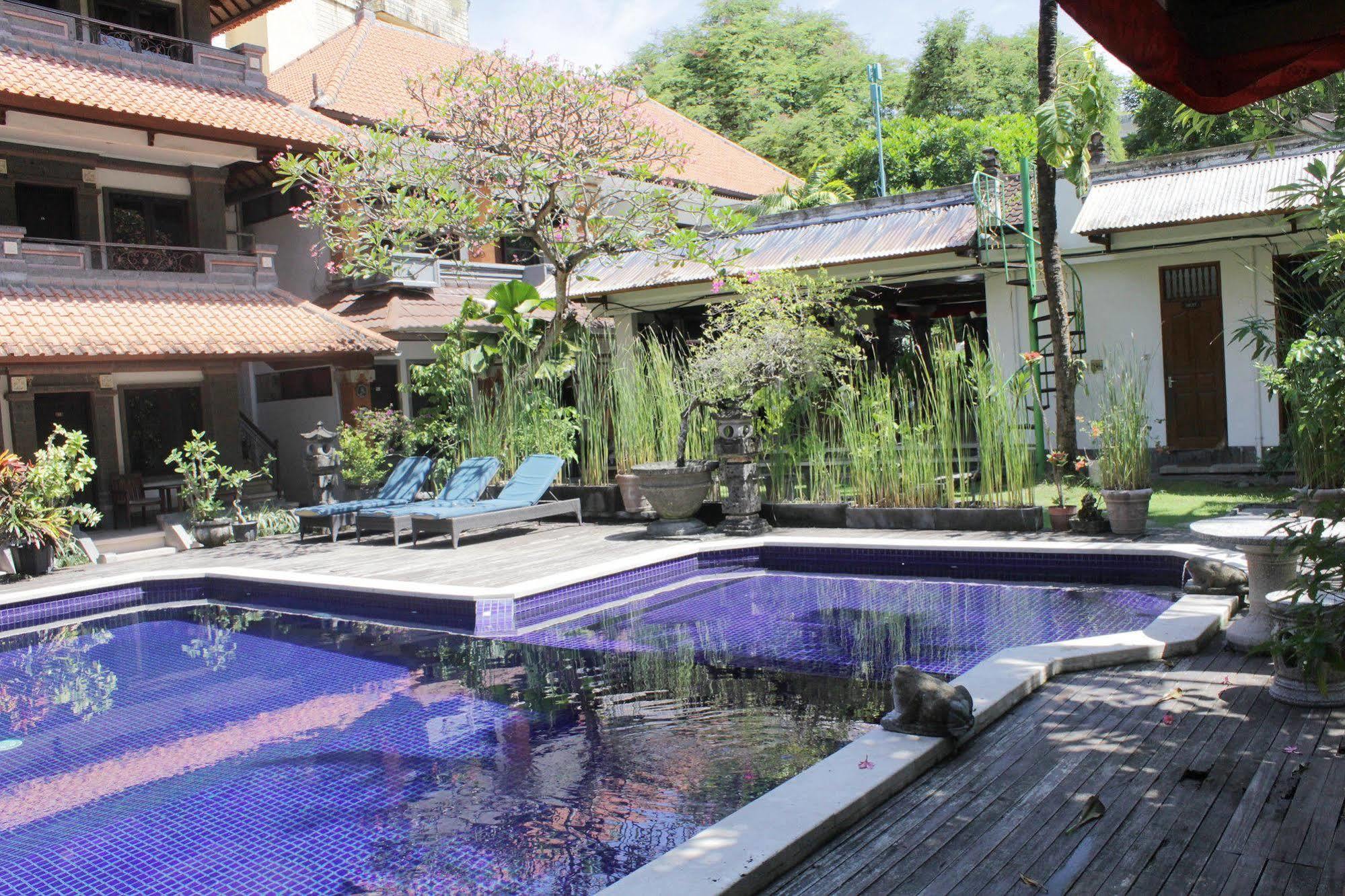 Hotel Puri Tanah Lot Kuta Lombok Eksteriør billede