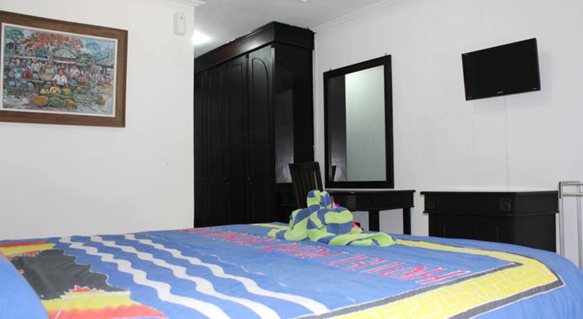Hotel Puri Tanah Lot Kuta Lombok Eksteriør billede